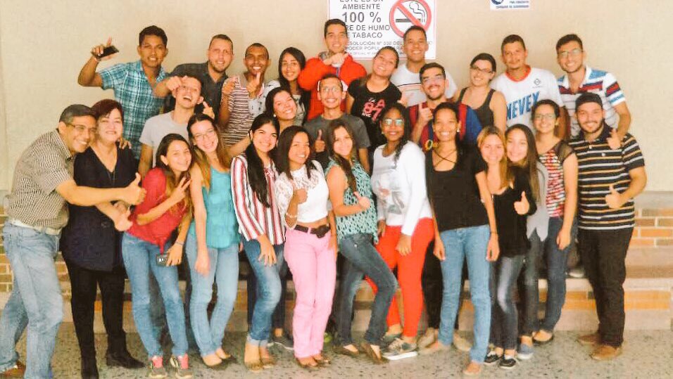 Gran #MomentoCEUJAP con el #equipo de héroes de #GciadeProducción en <a href="/ceujap/">CEA Internacional</a> compartiendo sus mejoras #AprenderHaciendo