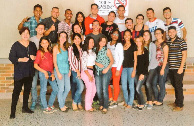 Gran #MomentoCEUJAP con el #equipo de héroes de #GciadeProducción en <a href="/ceujap/">CEA Internacional</a> compartiendo sus mejoras #AprenderHaciendo