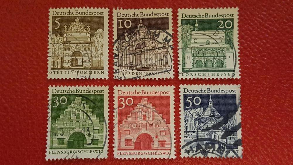 Threadfilament's tweet photo. #retweet #postcard Germany Stamps 1966 Buildings Definitives Set of 6 Very Fine Used #MB56 https://t.co/ukTtaSNe3C https://t.co/hhvsXpjmiH https://t.co/HCk2cB7SFP
