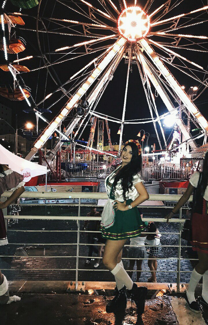 carolinaalima_'s tweet image. Antes do pt