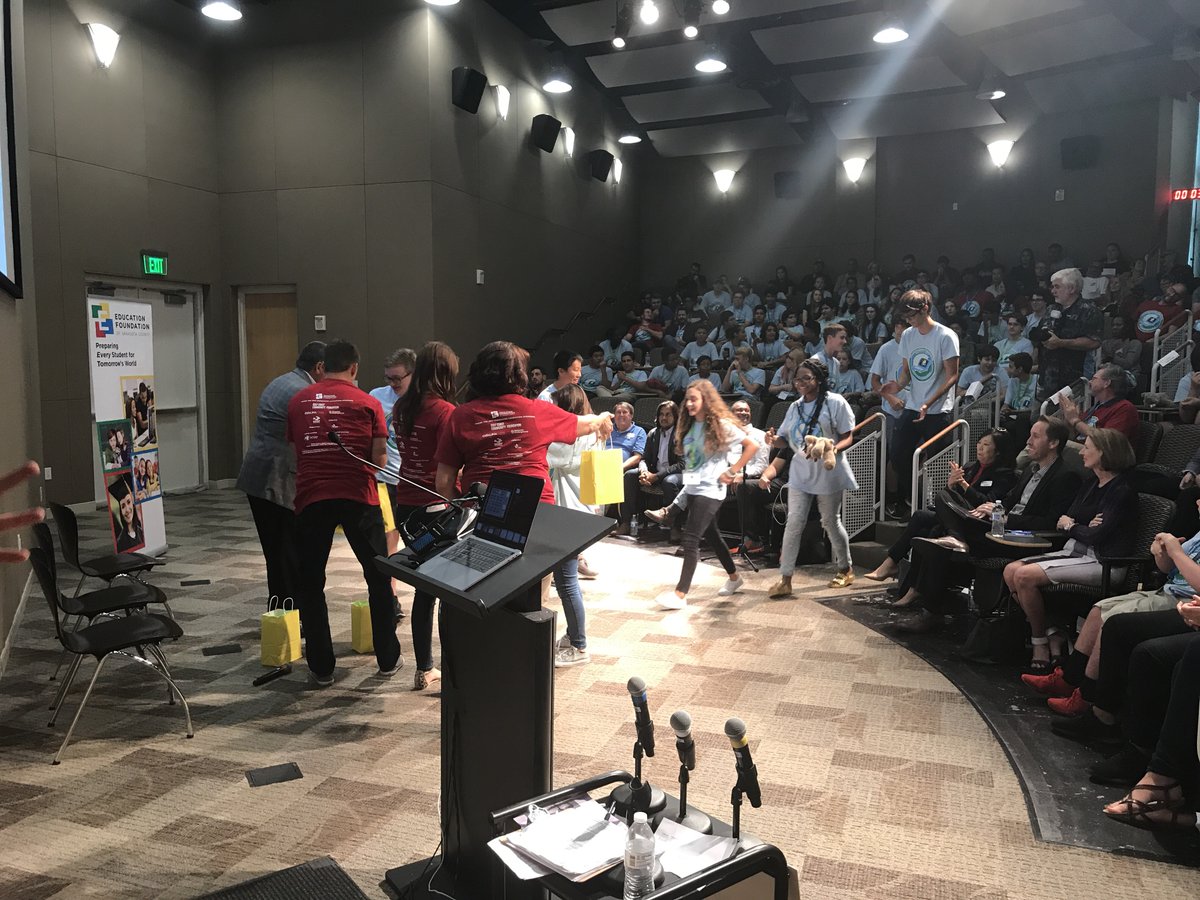 clearidealabs's tweet photo. Focalpoint runner up #srqhacks https://t.co/Vgl3dN1luJ
