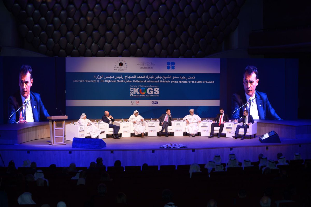 bp_MIddleEast's tweet image. #BP's head of upstream Bernard Looney speaking live at @kogs_kuwait #kogs2017 on the Energy industry
