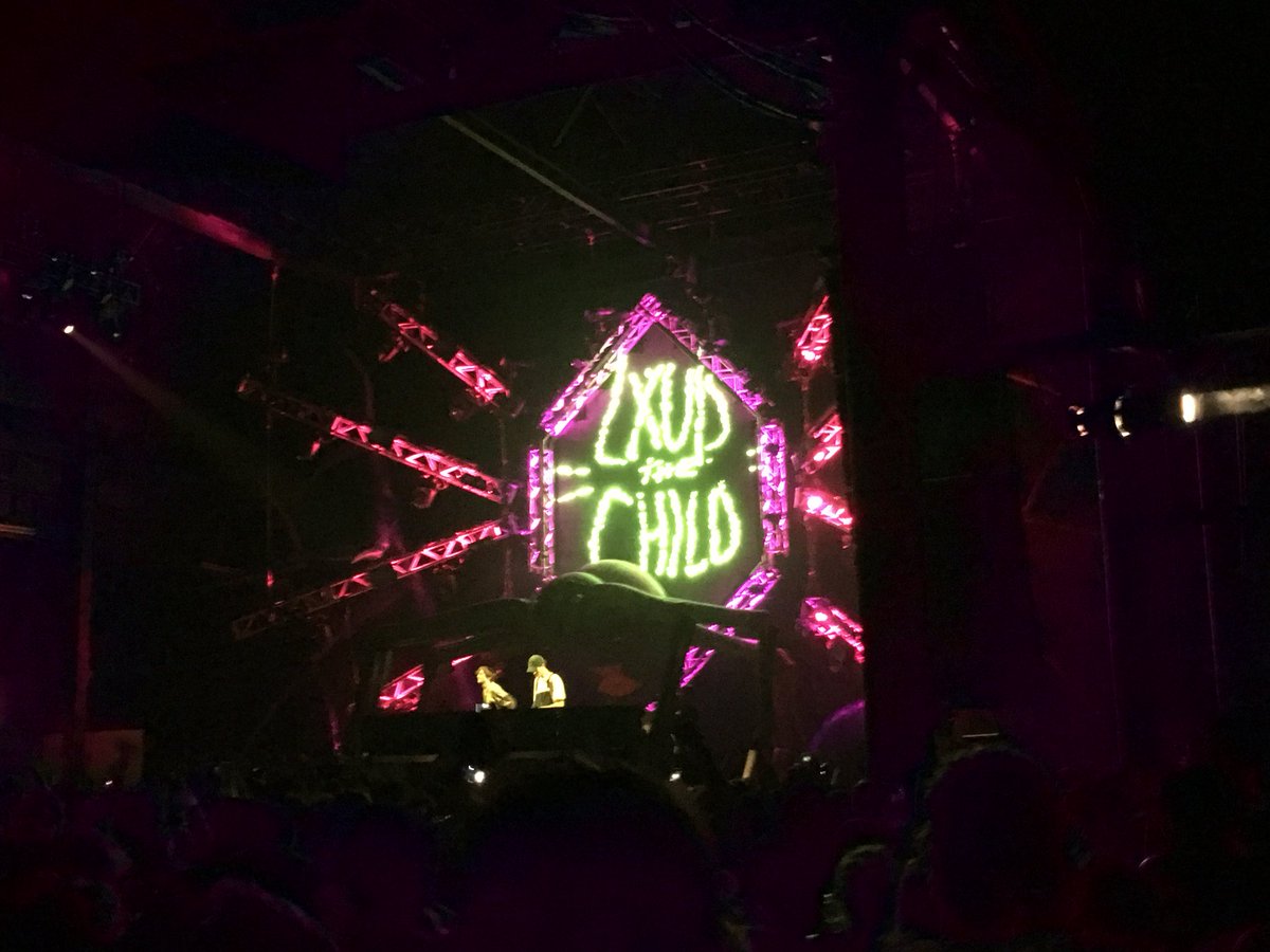 AVsooners's tweet photo. Finally got to see Louis The Child full set
#BOOTX https://t.co/neQ2U1qIzl