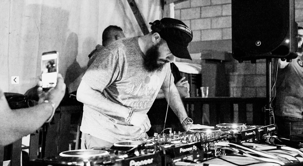 salivacommandos's tweet image. #beincommand #aftohouse #DJ