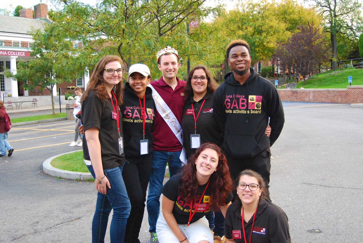 GaelsActivities's tweet photo. “Thanks for everyone who came out to Homecoming Weekend with their families and friends! We hope you enjoyed every minute of it‼️🎃🦇🤴👸 https://t.co/duSQ4nrSd0