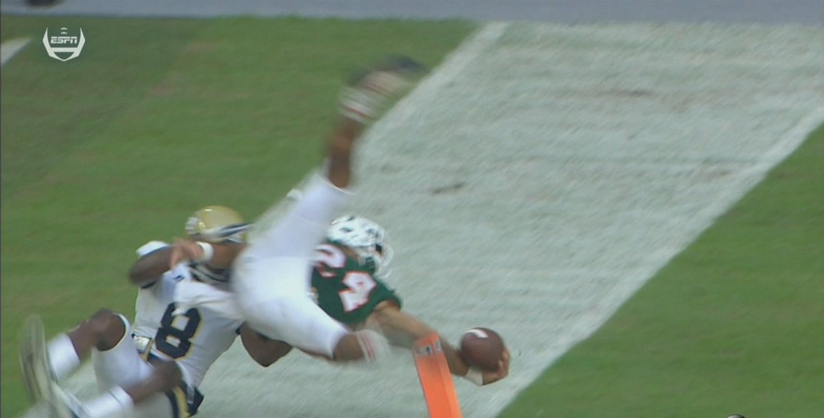 HELLO TOP 10!  The Canes have moved into the top 10 of the latest polls... bit.ly/2zpUz4o?source… https://t.co/2HFNHPvbbS