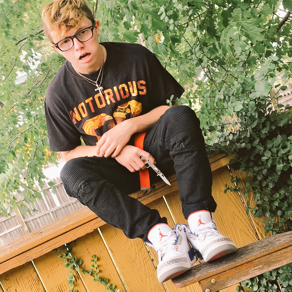 xanzleanneeds's tweet image. 