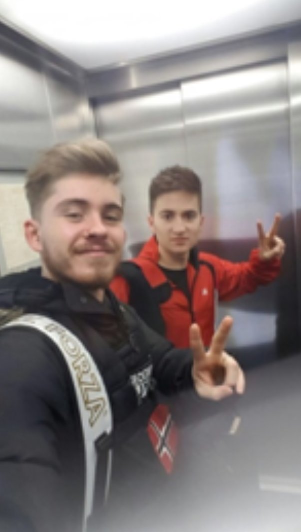 Bad_CiuVillalba's tweet photo. Nuestro jugador Enrique Pancorbo, BRONCE en el Máster Nacional de Santander en dobles!! Gran resultado!!! #ColladoVillalba #Bádminton https://t.co/uH4oKbUn1m