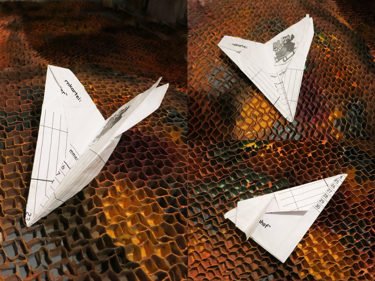 Sky high international 'air mail' delivered this "Berlinische Papier Flugzeug" to be added to my found paper airplanes collections!