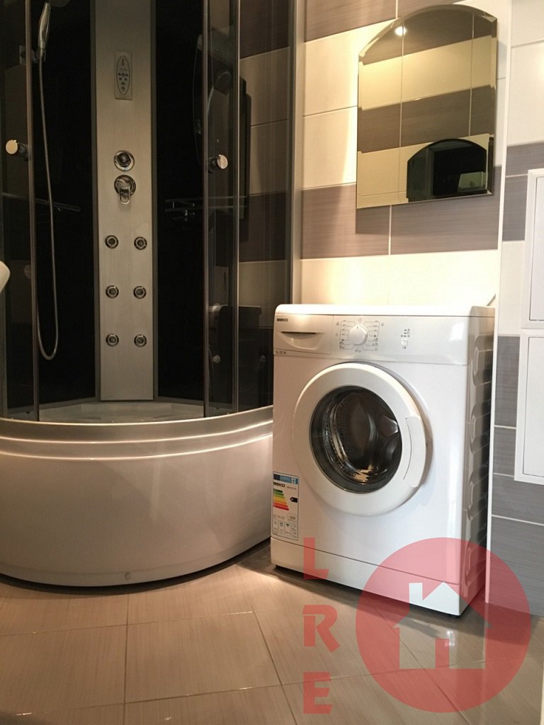 IZĪRĒ: 2 istabu dzīvoklis, Brīvības iela 66, Centrs, Rīga, Latvija.
  
Cena: 450 EUR / mēnesī

Mob. +37124861674