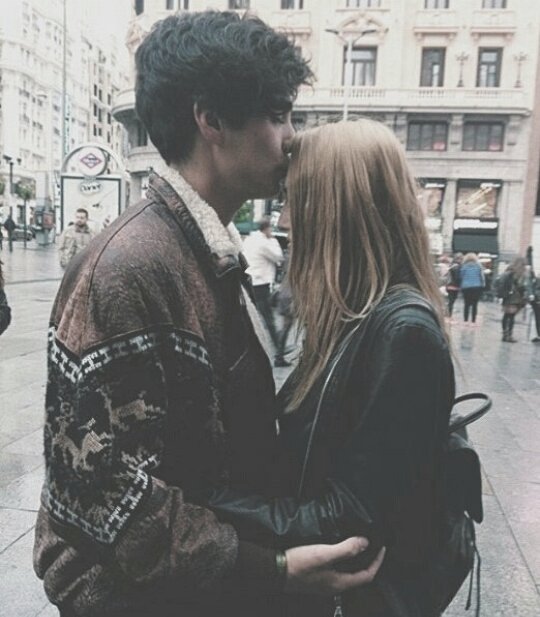 moonftperrie's tweet photo. ✧No los mires a los ojos, pueden llevarte a su universo; y nunca traerte de vuelta.✧
@LittleMix @JosDice https://t.co/M7bQ24tdK1