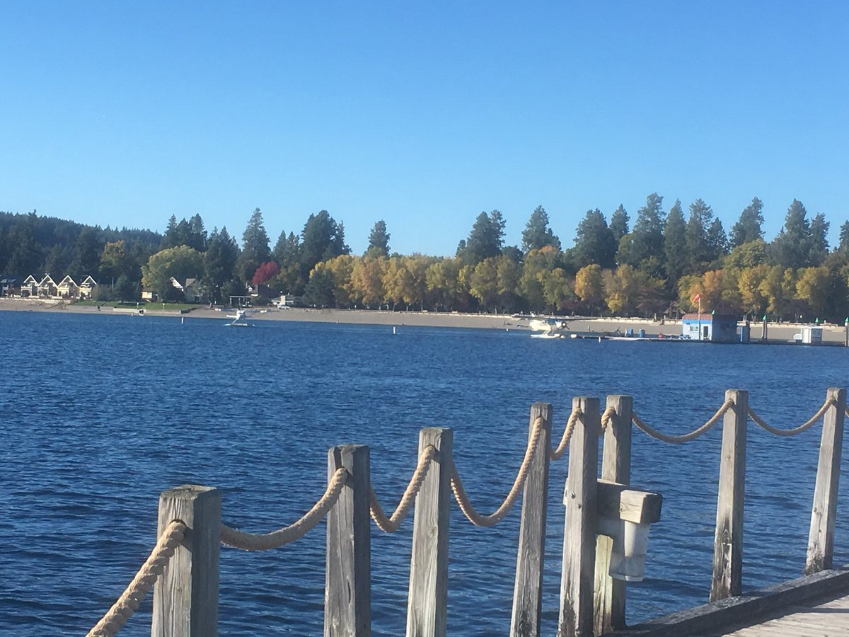 Potter83855's tweet photo. Views of my Sunday afternoon walk on the #Coeurd’Alene #floatingboardwalk. https://t.co/lV9Bmj4AmP