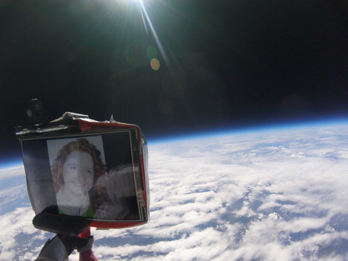 Dr_Niamh_Shaw's tweet photo. Tk you @ISU_SSP for this incredible memento of our #SummerOfSpace together @CIT_ie @blackrockcastle. Tk u @cory_newman & Omar. #FaceInSpace https://t.co/EmGoORwNPj