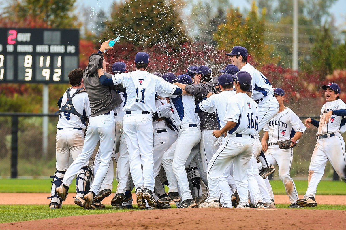 Varsity_Blues's tweet photo. Your 2017 OUA CHAMPION @UofT_Baseball team!!! https://t.co/QDlShKZAXR