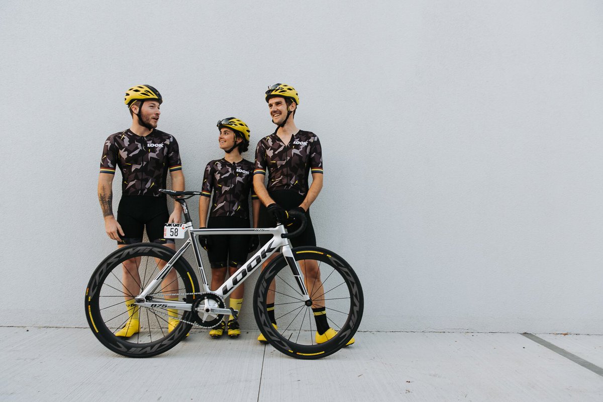 lookcycle's tweet photo. End of an amazing season for #TeamLookCriterium with the #875Madison #rideyourdream 📸 Jason Sellers https://t.co/Ol4URRrNsh
