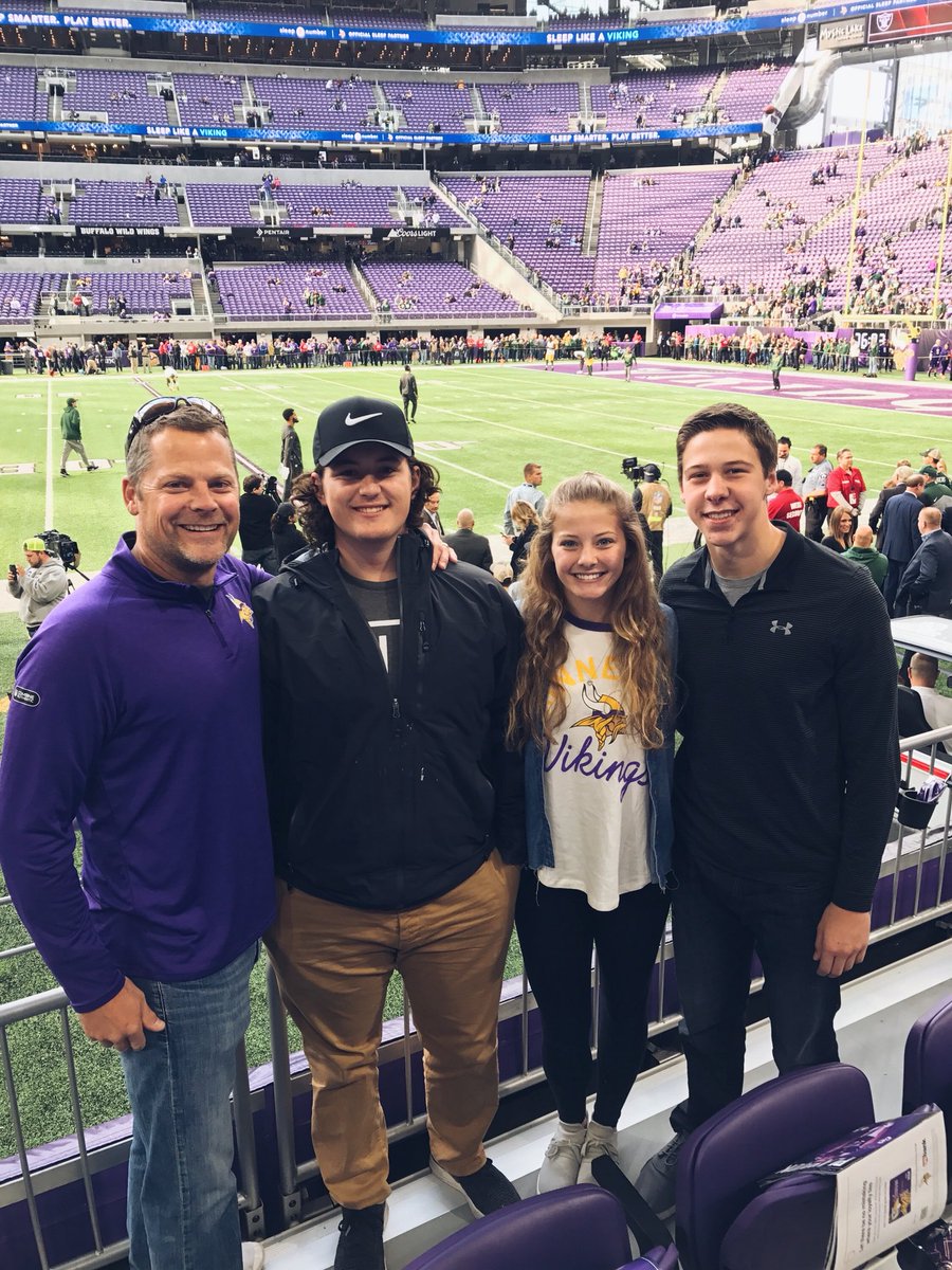 kelyn_johnson's tweet photo. #Skol https://t.co/dEXNmLJphv