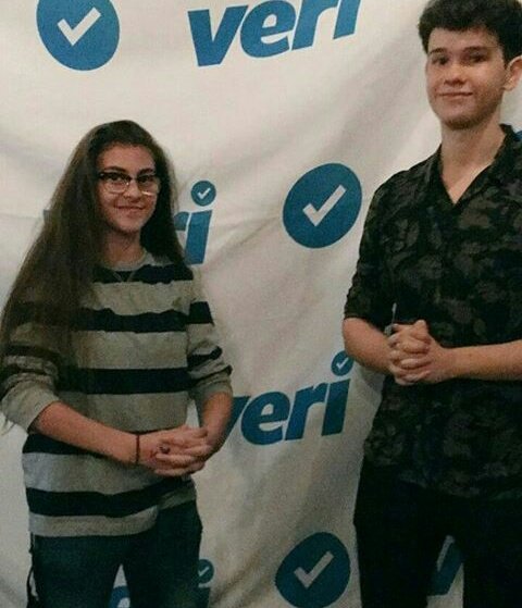 crewolzanski's tweet photo. Sebastian con fans en el M&amp;G de Toronto, Canadá (14/10/17) https://t.co/Q7DF2kXEVM