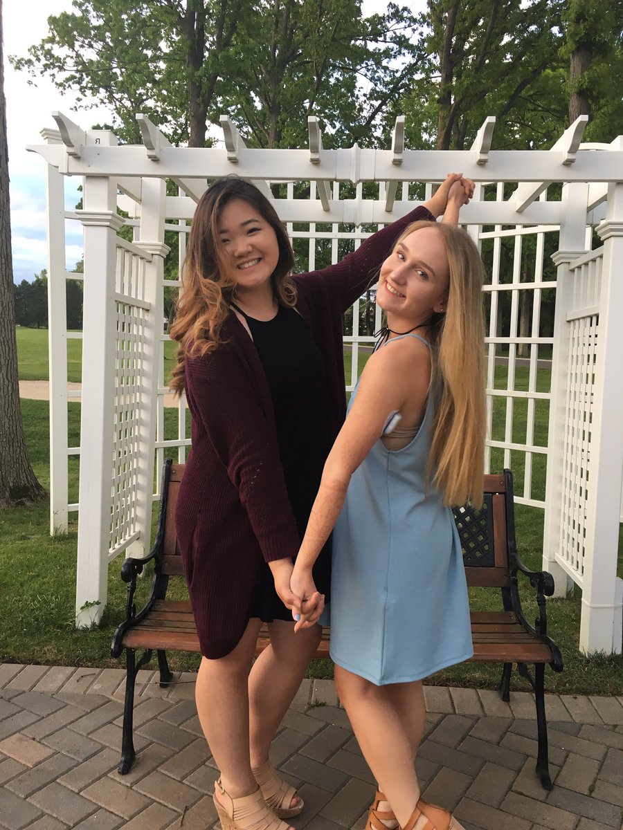 happy birthday emma!! thanks for always bringing me happiness😇can't wait for this season💛