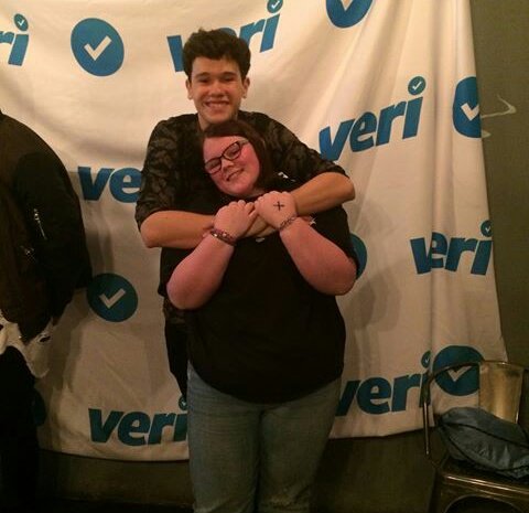 crewolzanski's tweet photo. Sebastian con fans en el M&amp;G de Toronto, Canadá (14/10/17) https://t.co/Q7DF2kXEVM