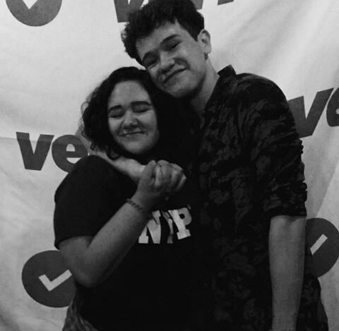 crewolzanski's tweet photo. Sebastian con fans en el M&amp;G de Toronto, Canadá (14/10/17) https://t.co/2TNfmyjzha