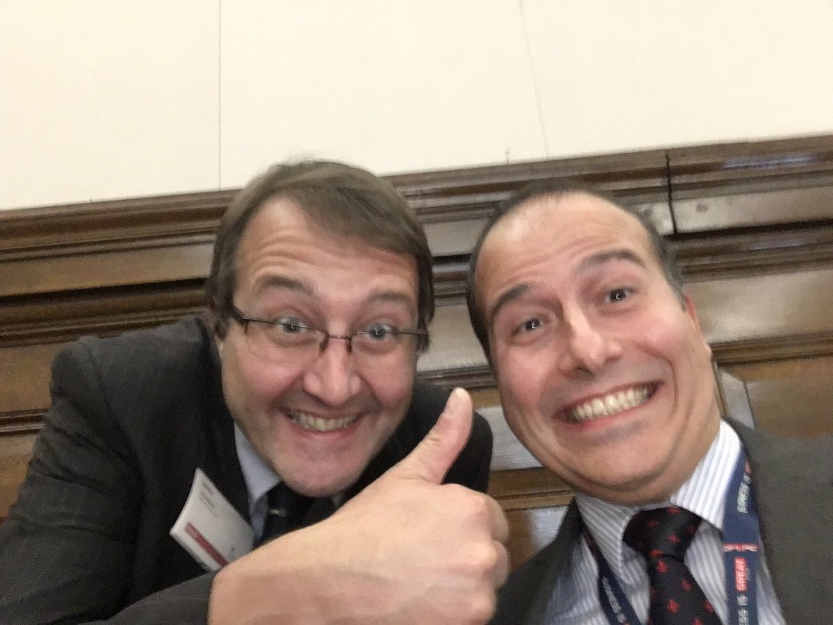 UK_AgriTech's tweet photo. @Cliveblacker and @MuletLuis #GameChangingTechnologies2017 https://t.co/Tdr39vSEwu