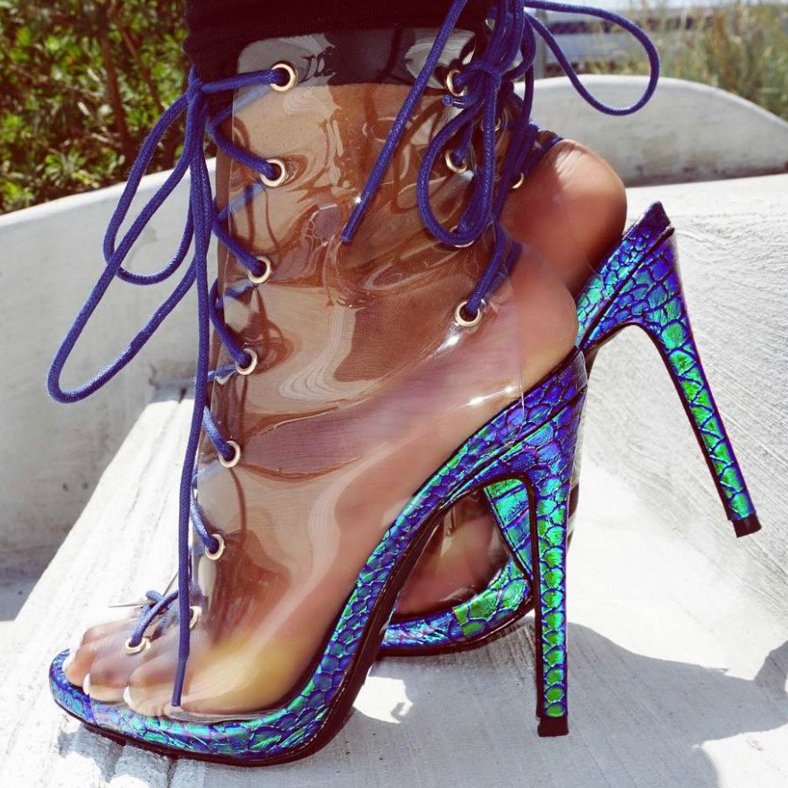 😍 Yea or nay? myshoebazar.com/shoes/faux-lea…