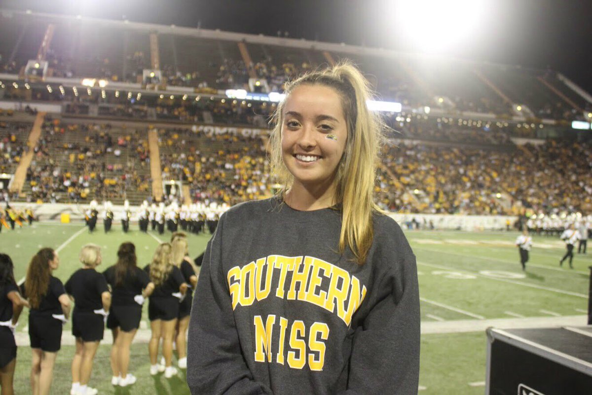 makaylasaak23's tweet photo. So blessed and excited to announce my commitment to Southern Miss to play division 1 soccer!! Go Golden Eagles! #SMTTT 🦅💛⚽️ https://t.co/QniZdezSKD