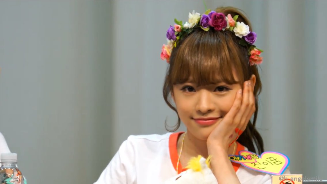 omgscreencaps's tweet photo. jine ❀ https://t.co/WP2XaYOklj