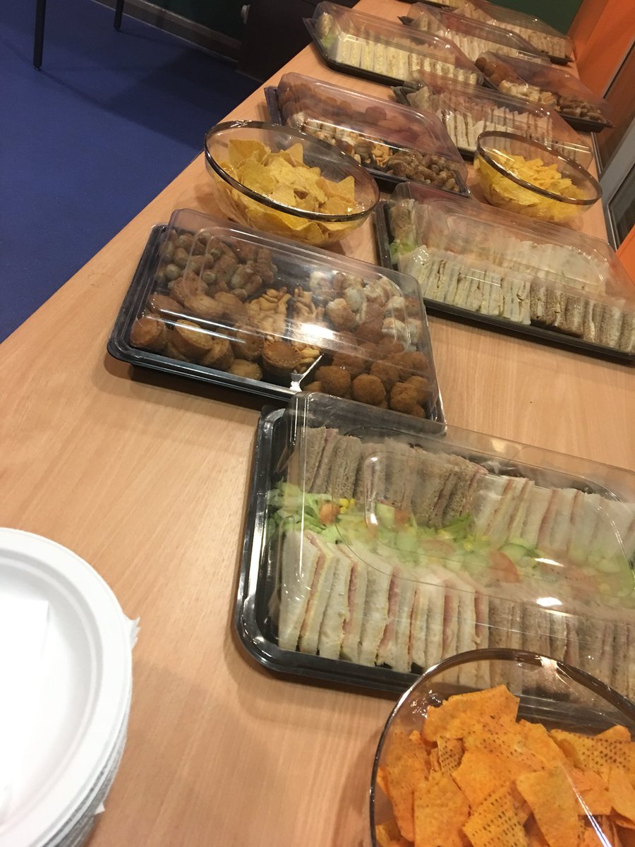 FunkyFillerz's tweet photo. Photos from one of Funkys buffet over the weekend 👍 https://t.co/FwBKWDrMFO