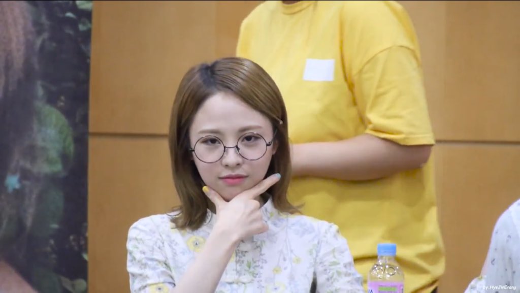 omgscreencaps's tweet photo. jine ❀ https://t.co/rCcjPytOzP