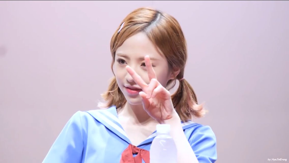 omgscreencaps's tweet photo. jine ❀ https://t.co/5nzdn0lTvJ