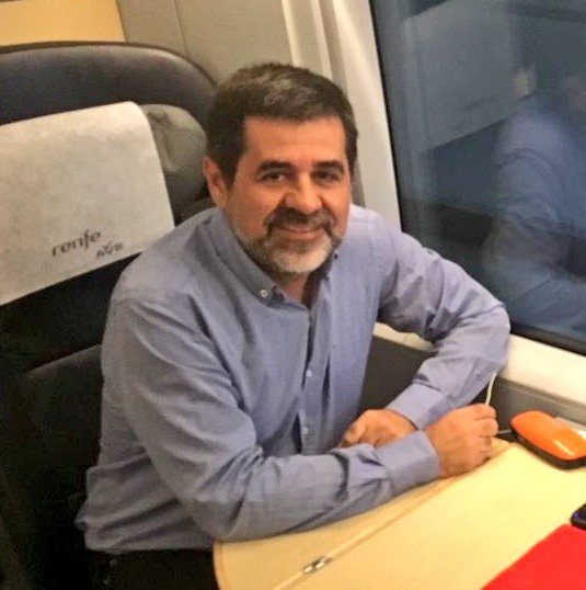 peronelladarago's tweet photo. ☝️ANC Pres @jordisanchezp testify tomorrow Madrid 4 alleged sedition charges.Also @omnium Pres @jcuixart &amp; @mossos Major Trapero #Catalonia https://t.co/9J1un7hZmv