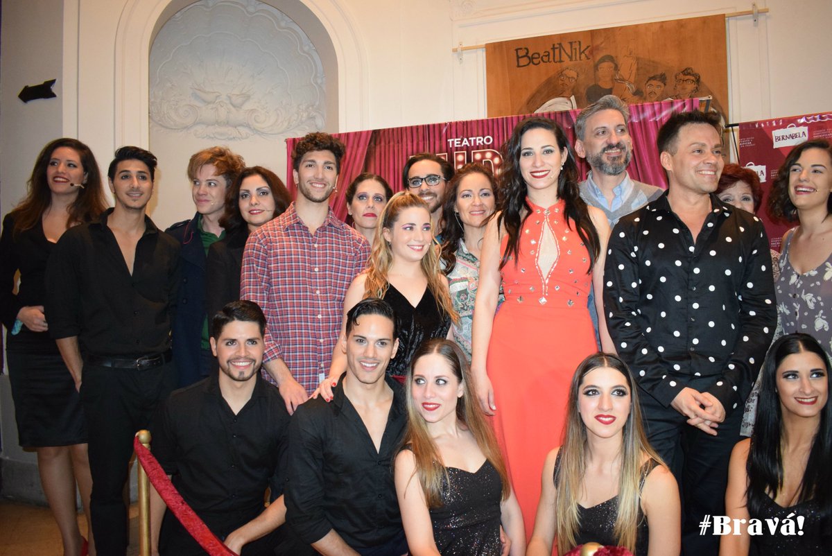 BRAVAPrensa's tweet photo. #Musicales HOY se despide #BernabelaElMusical de @sebawaizer con @DianaAmarilla en @LudeTeatro !!!Mirá más fotos en el Face de @BRAVAPrensa https://t.co/2eUGfBaHkF