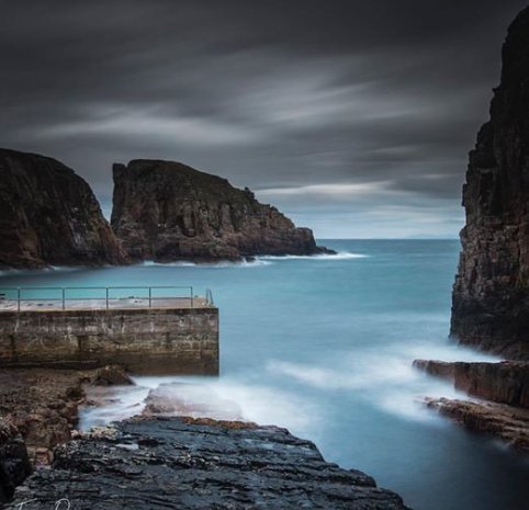 EamonnEquinn's tweet photo. Tory island Harbour at Port Doon #toryisland #harbour #wildatlanticwaydonegal #insta_ireland #explorelight https://t.co/wLNlHIb2Jn
