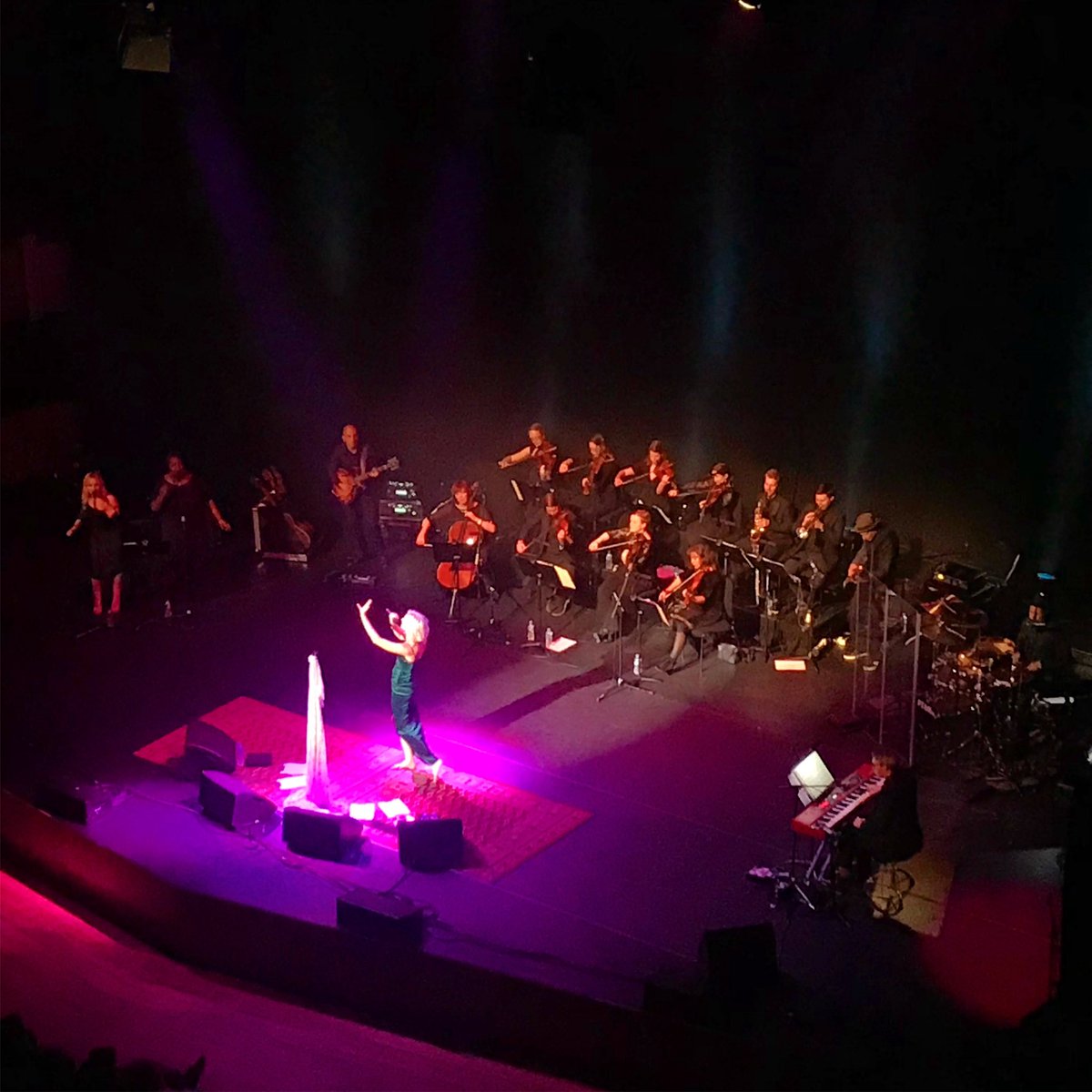 DanJames26's tweet photo. Rydw I’n caru ti @JossStone https://t.co/Y7Iiws9Tui