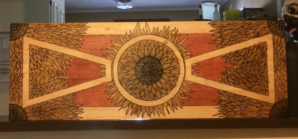 stacybaugher's tweet photo. #diningroom #bench #art #project.Update: #SedonaRed has been applied
#sunflowers #mississippiartist #artist #kitchendecor #homedecor #wip https://t.co/nRsUZE0j50