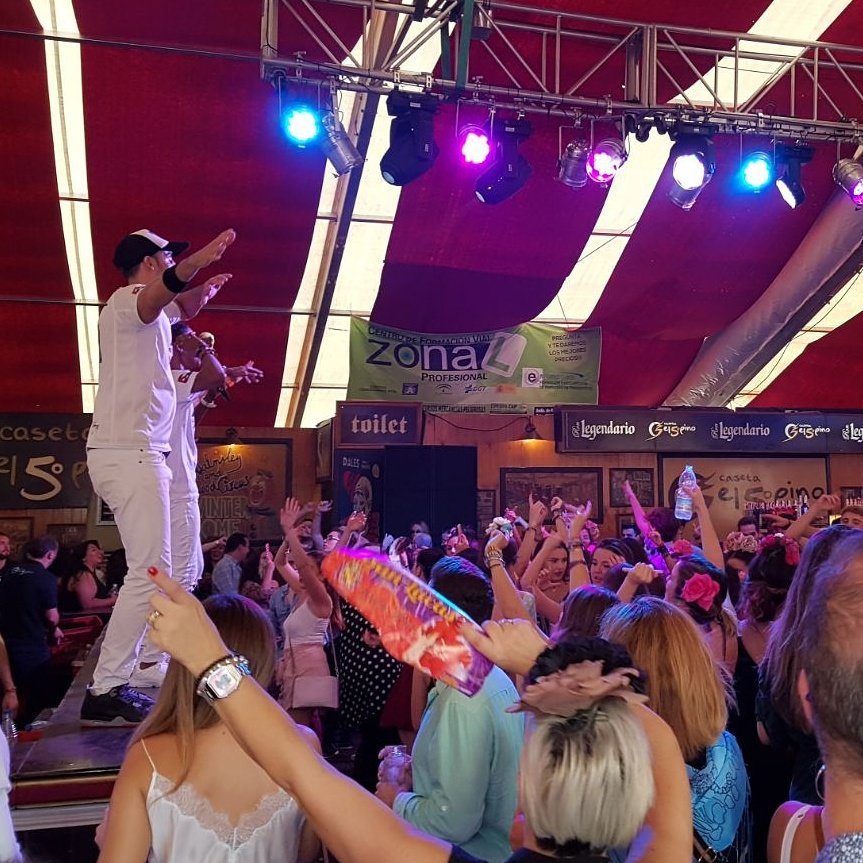zonaele's tweet photo. Este año estamos presentes en la @5PinoShow en Jaén.¡  A disfrutar de la feria! https://t.co/UDMwgYeBDn