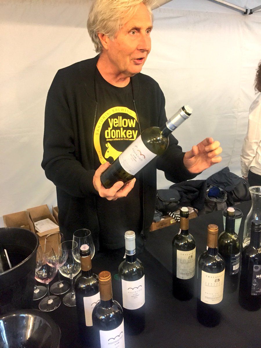 Effiwine's tweet photo. So lovely to see Maria @assyrtiko , Steve @hdnwines , Maria @Maria_SWR &amp; Yanos&amp; Stephan from @MaltbyGreek ! Thank you for spreading the🇬🇷🍷❤️ https://t.co/zy08nlW6ZE