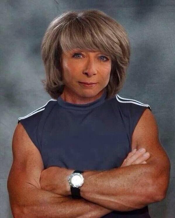 Gracecarroll_10's tweet photo. My annual weather tweet, earlier than I thought. Stay safe tomorrow folks #stronggales #StormOphelia https://t.co/IOtbLJfcra