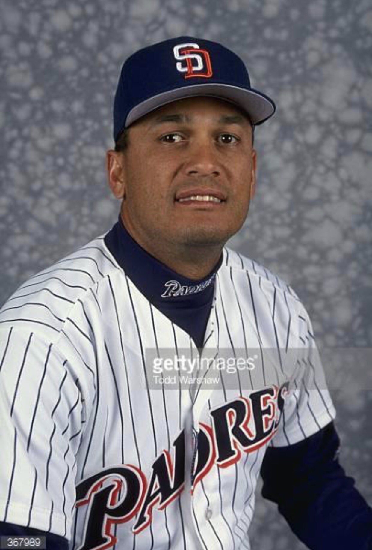 Happy Birthday to former 2B, SS and 3B Carlos Garcia 