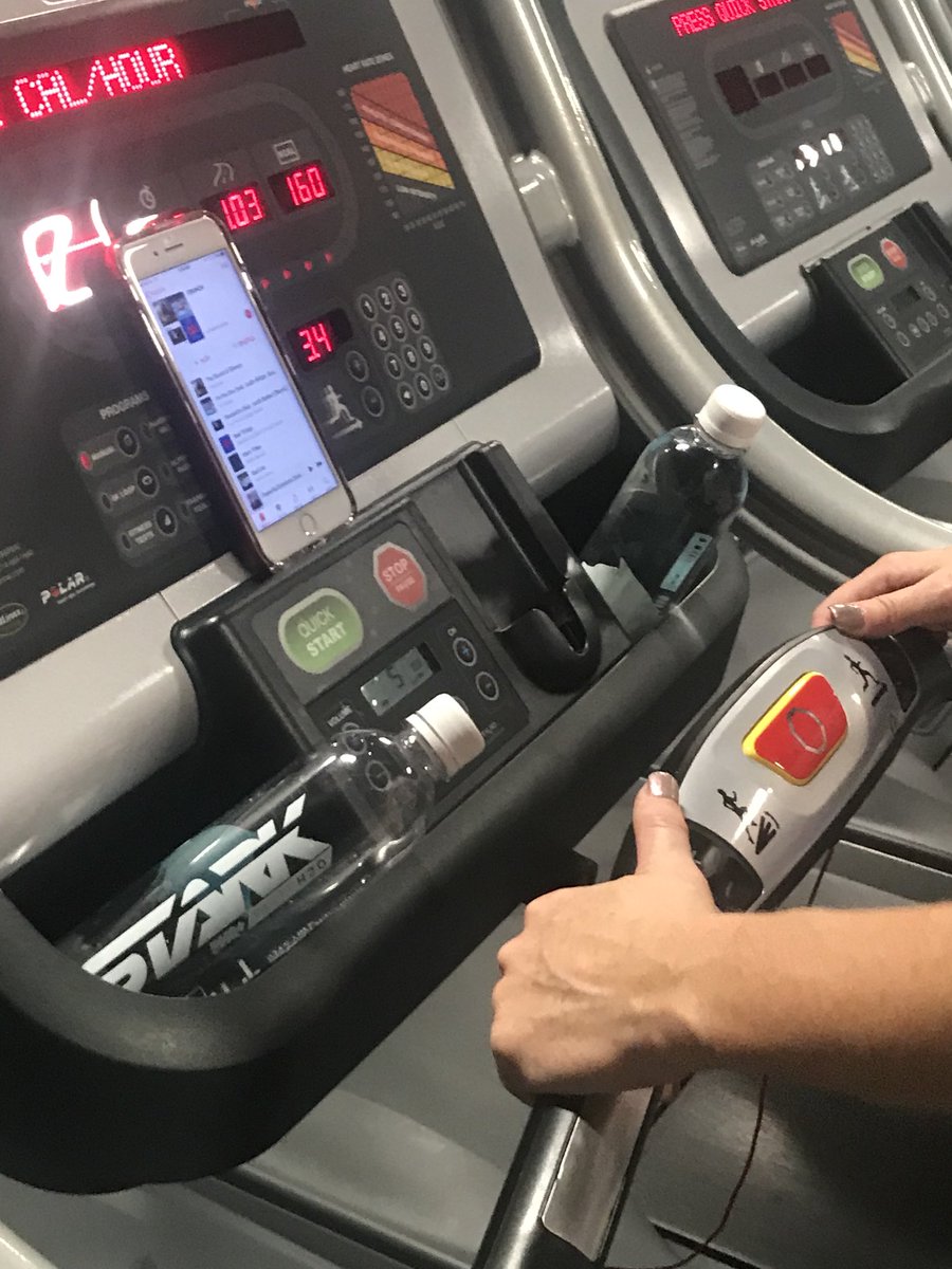 OptimusStark's tweet photo. When 1 bottle of Stark H2O isn’t enough for a cardio burn! #starkenergy #starkh2o https://t.co/sA8kNn6R9c