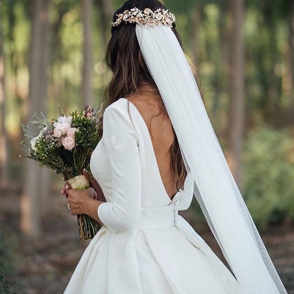 EventiDarling's tweet photo. Veil 👰🏻🙌🏻⠀
.⠀⠀⠀
.⠀⠀⠀
.⠀⠀⠀
#eventidarling #weddingplanner #lovely #fallweddings #weddinginspiration #eventstyling #thatsdarling #darlingweek… https://t.co/pX7wc2FSiK