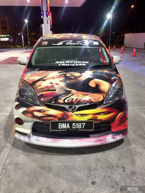 TeamMVF's tweet photo. #MVF #Mersal Official Cars Ruling The Streets in Little India, Klang,Malaysia! 🇲🇾🇲🇾🇲🇾
#TSR_Films
#TeamMVFOfficialCars
#MersalizedMalaysia https://t.co/8rxmremWvj