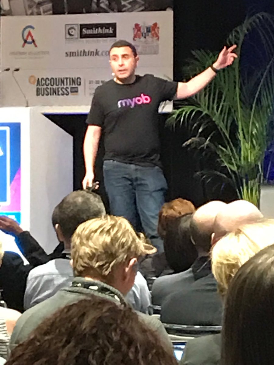 holton_mark's tweet photo. Daniel Kinal presenting Scaling up your advisory services and harnessing the power of AI at ATSA 17 #ATSA17 https://t.co/Ni7KAxEpoG
