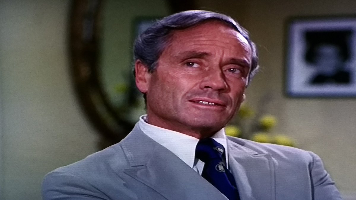 Uniquely_David's tweet photo. Today's battle over drink - #NoraChandler vs #JerryParks #Columbo #RequiemForAFallingStar #AnneBaxter #MelFerrer https://t.co/eFsoiBAvlx