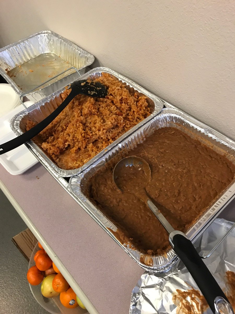 Mercedes Urias and her family brought homemade enchiladas to feed the <a href="/ClarkCountyNV/">Clark County Nevada</a> coroners office. One family. #VegasStrong