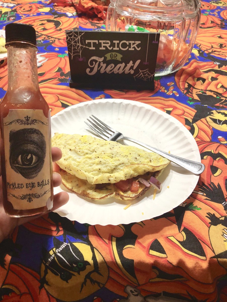 DanielSMcNabb's tweet photo. My grandad grew some #trinadads and a local merchant canned it and branded it! Delicious 😋 https://t.co/PfnlukxbnM