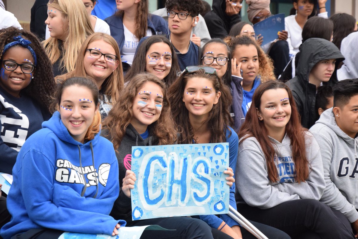 CHSTVNEWS's tweet photo. Thanks to all the fans who showed their true blue spirit at #chshoco2017 !! https://t.co/R55QVBiaMp