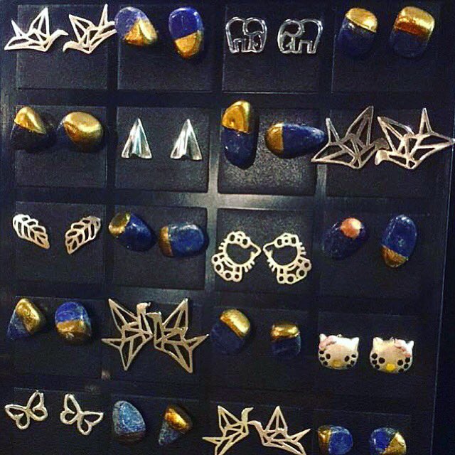 tamikocreations's tweet photo. #LapisLazuli &amp; #SterlingSilver cuteness @ocjapanfair! ✨ #Origami #Jewelry https://t.co/zo8e9r7wUK