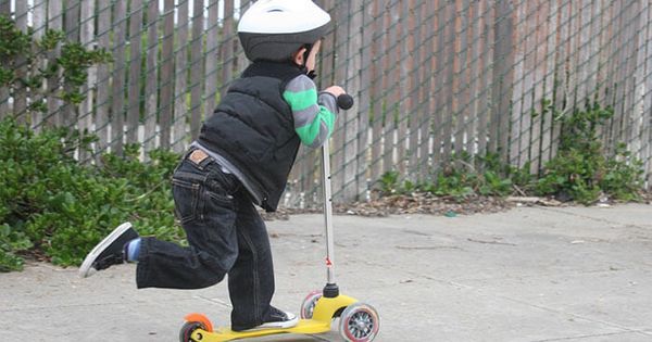MyProScooter's tweet photo. New Product: Pro Scooters: Are 3 Wheel Scooters safer for Toddlers? now in live at MyProScooter - … https://t.co/1OzjF6f0wN https://t.co/vIsK891X1u